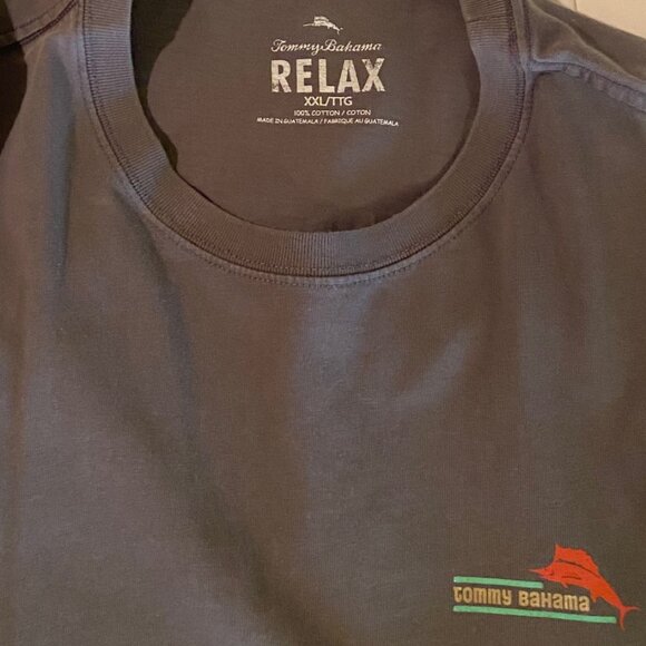 Men's Tommy Bahama T-Shirt - Weekend Tool Kit - Picture 2 of 3